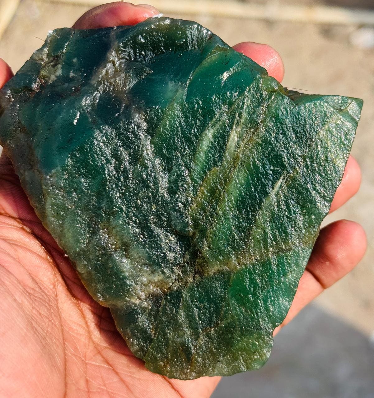 Aaa + Quality Natural Jade Raw , Beutiful Rough Jade Natural Jade Specimen Healings Crystal Chunn Rough1500caret