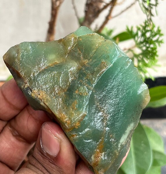 Natural Jade Raw , Beutiful Rough Jade Natural Jade Specimen Healings Crystal Chunn Rough