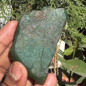 Natural Jade Raw , Beutiful Rough Jade Natural Jade Specimen Healings Crystal Chunn Rough 600caret