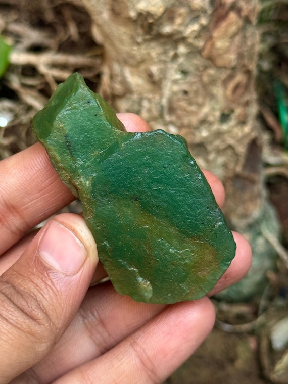 Natural Green Jade Specimen, Rough Crystal Chunk (196.85 Carat)