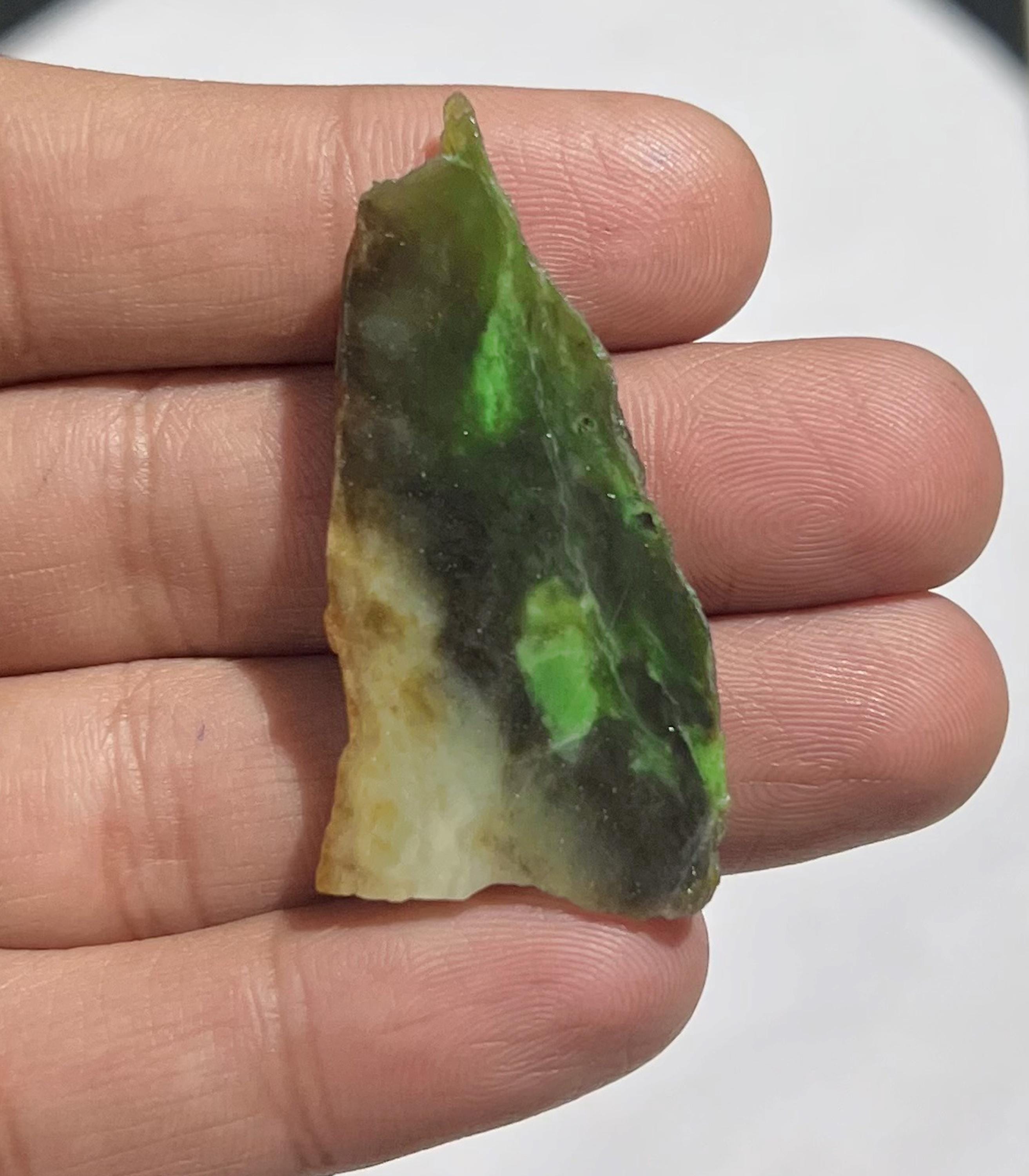 Natural Jade Rough Stone | Raw Green Nephrite Slice 13.5g 48x23x6mm