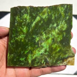 Natural Jade Rough Stone | Green Nephrite Slice 287g 105x100x9mm Natural Jade Rough Stone | Green Nephrite Slice 287g 105x100x9mm