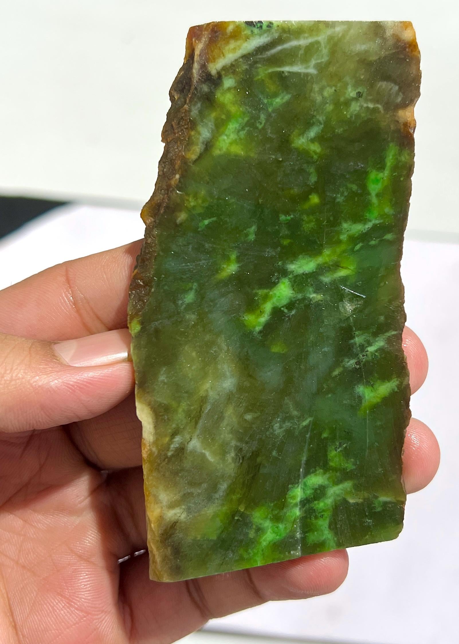 Unpolished Natural Jade Rough Stone | Rich Green Slice 136g 108x55x8mm Unpolished Natural Jade Rough Stone | Rich Green Slice 136g 108x55x8mm