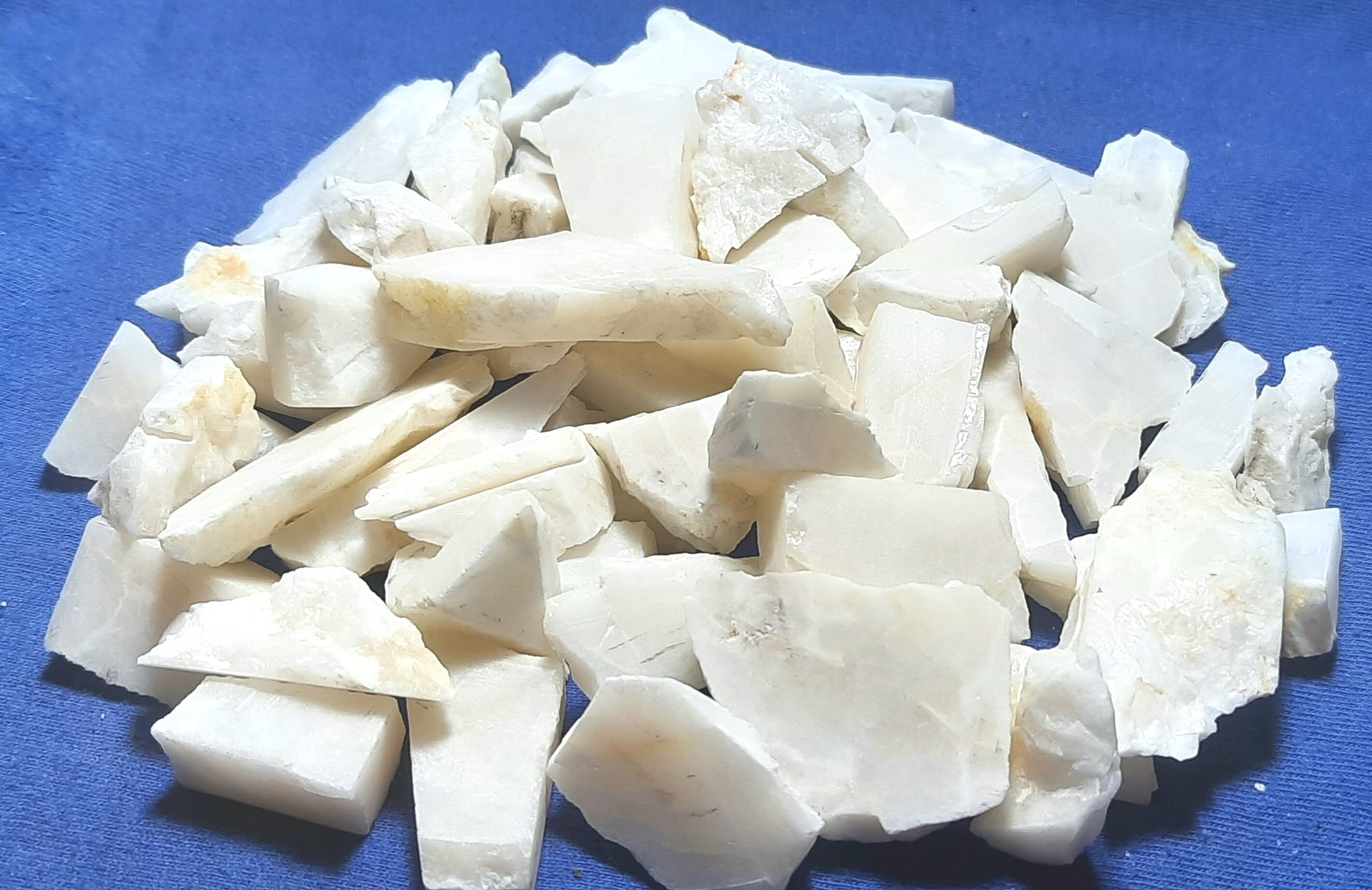 Raw White Jade Gemstone: Unpolished Slices & Specimens
