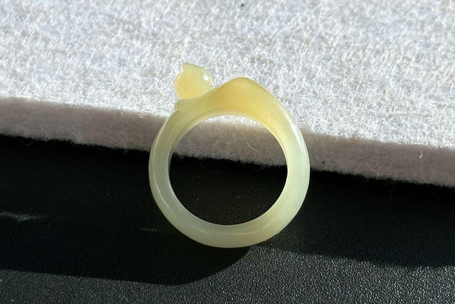 Us Size 7, Certified Natural Warm White And Sugar Nephrite Jade Carved Cat Ring, 天然糖白玉手工雕刻小猫戒指