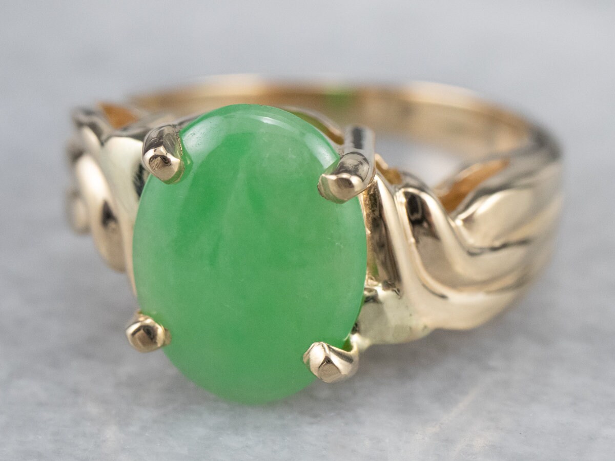 Vintage 14k Yellow Gold Dyed Jade Ring