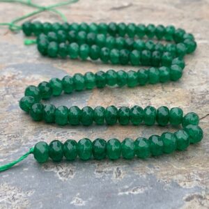 Emerald Jade Rondelles, 6 X 4mm, 15 Inch Strand Emerald Jade Rondelles, 6 X 4mm, 15 Inch Strand