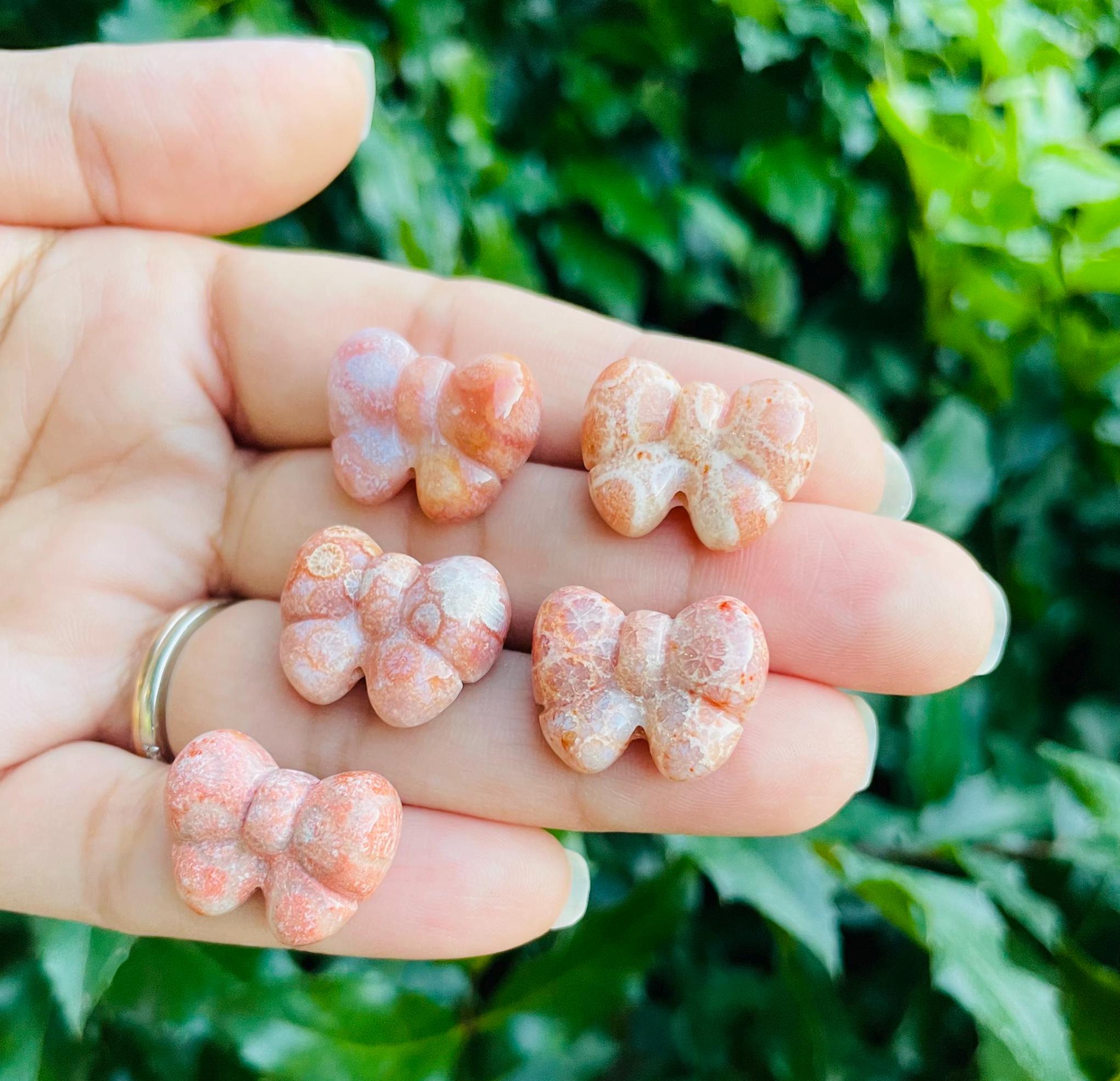 Coral Jade Crystal Bow: Carved Gemstone Bead (15-20mm)