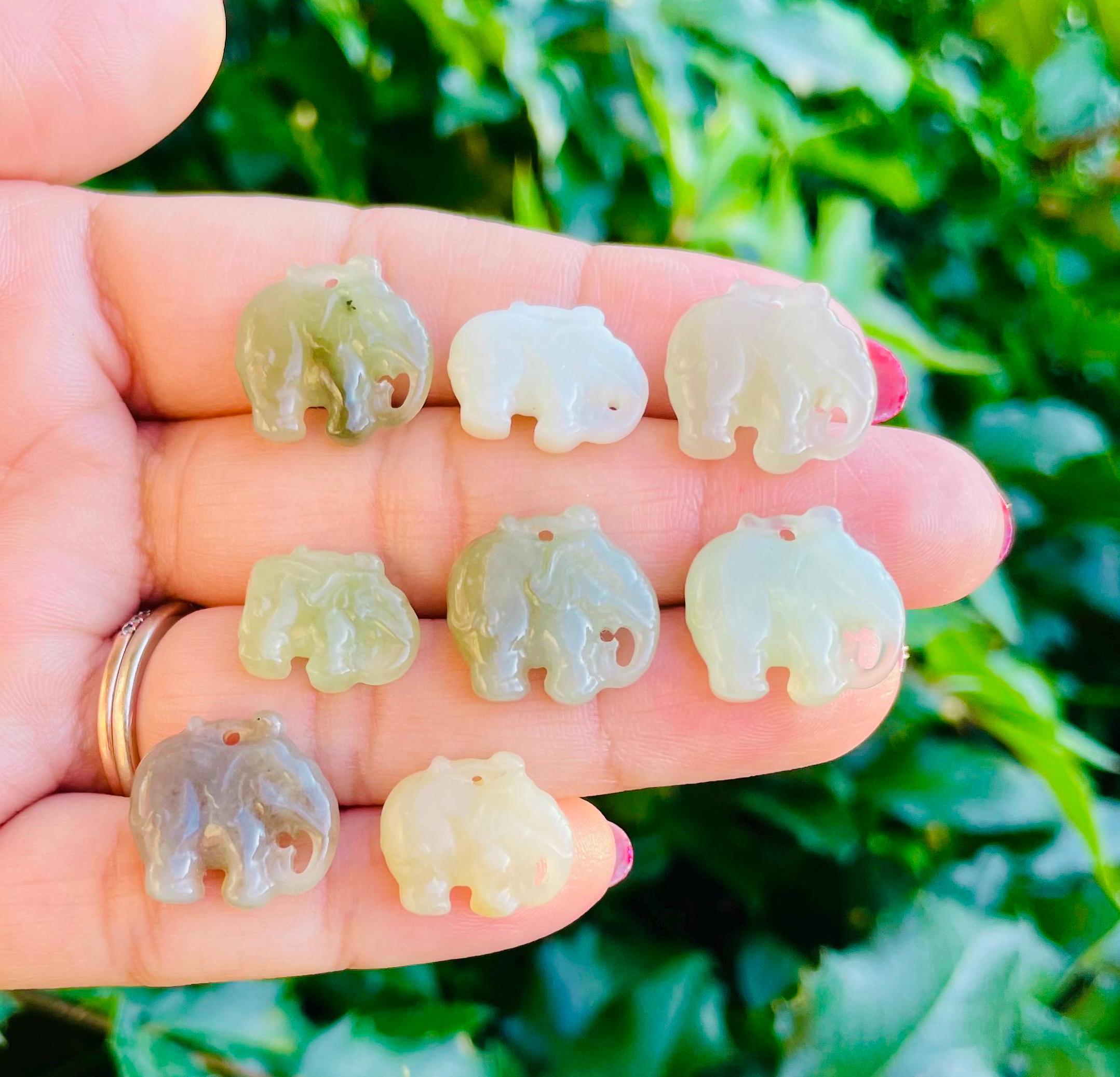 Green Jade Elephant: Tumbled Crystal Gemstone (12-16mm) Green Jade Elephant: Tumbled Crystal Gemstone (12-16mm)