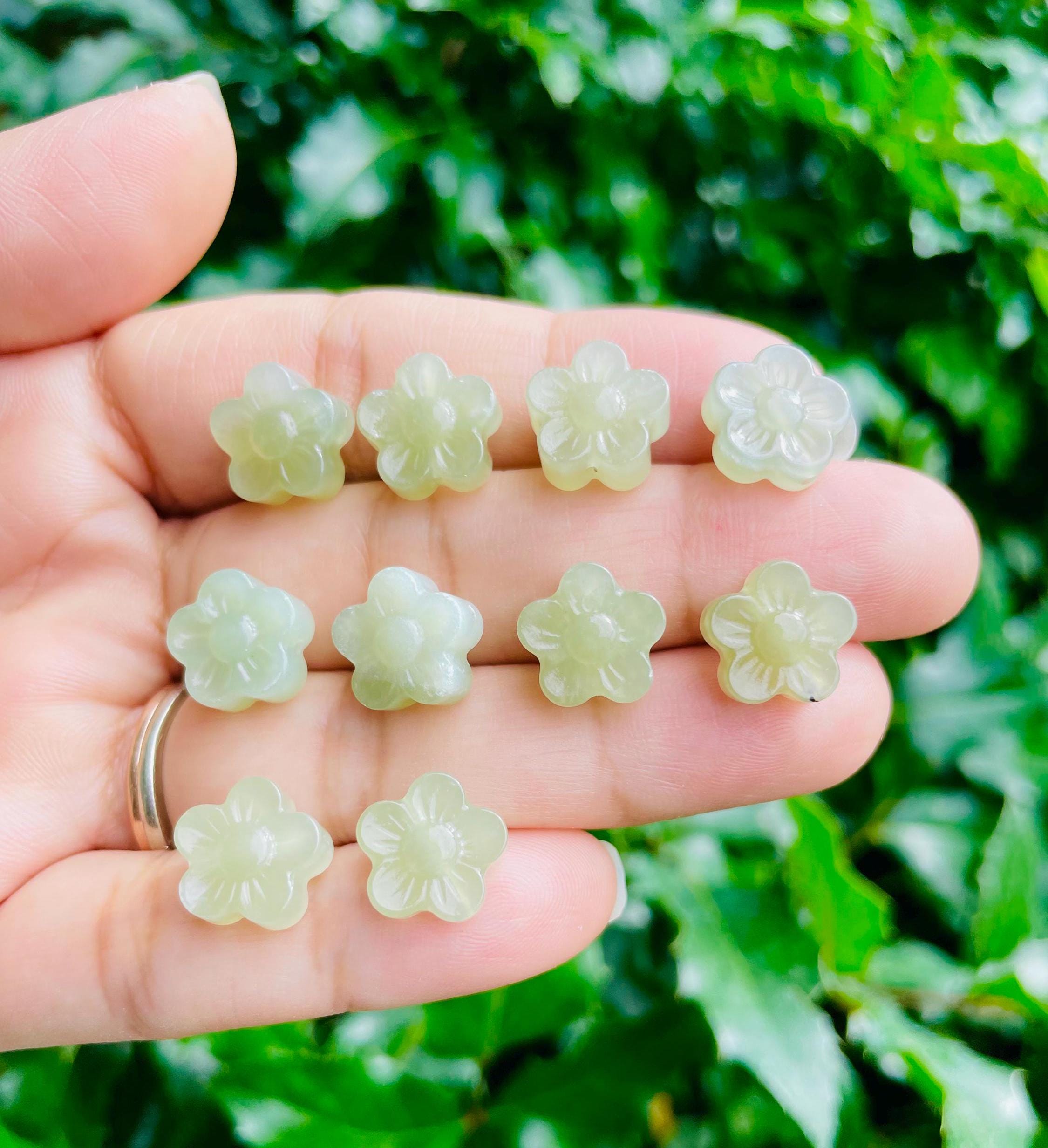 Light Green Jade Daisy Crystal: Tumbled Flower Stone (9-12 Mm) Light Green Jade Daisy Crystal: Tumbled Flower Stone (9-12 Mm)