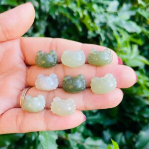 Mini Green Jade Crab: Tumbled Polished Crystal Carving (7-11 MM) Mini Green Jade Crab: Tumbled Polished Crystal Carving (7-11 MM)