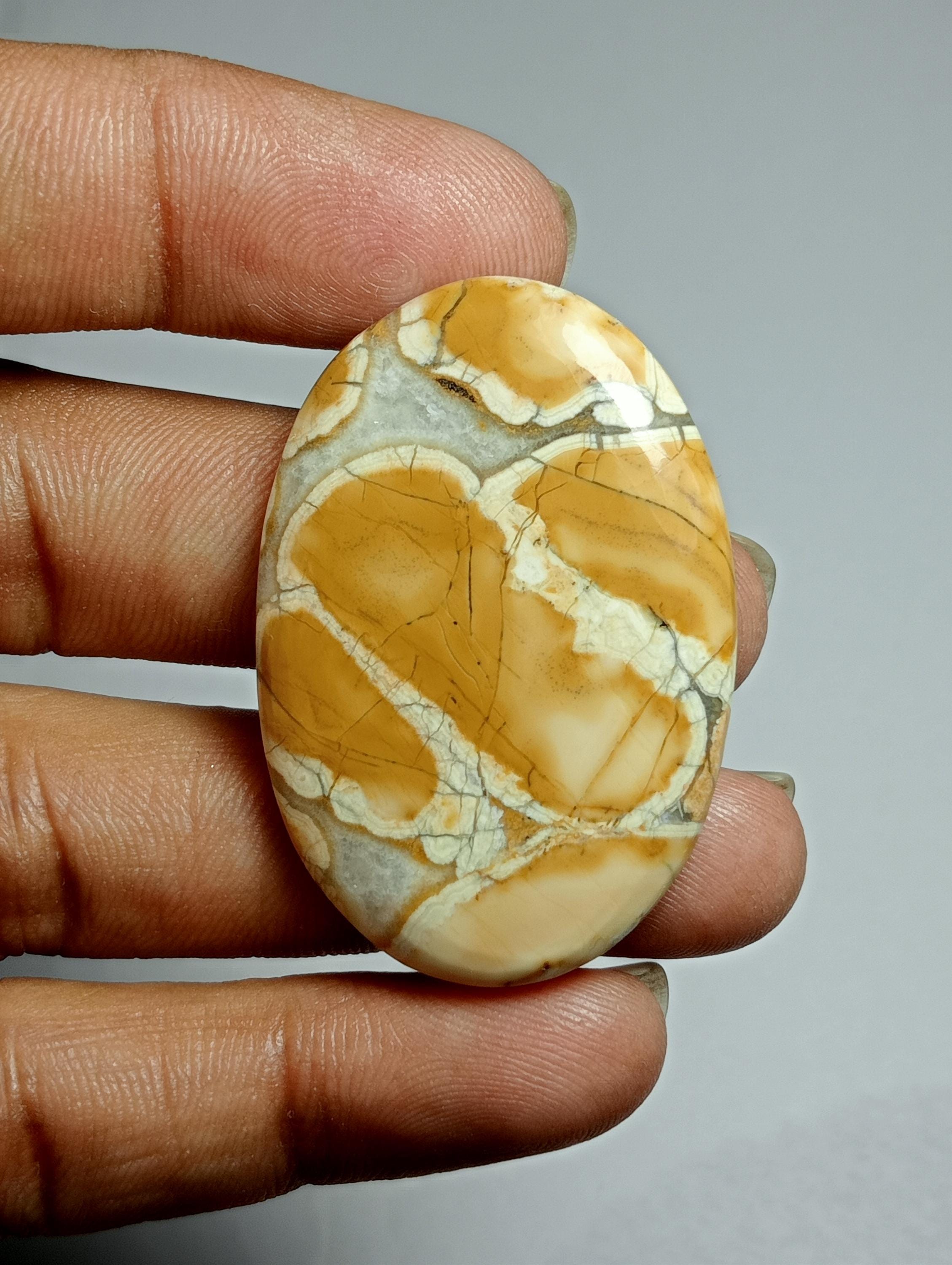 Maligano Jasper Cabochon: Loose Gemstone, 65cts, 41x28 Mm