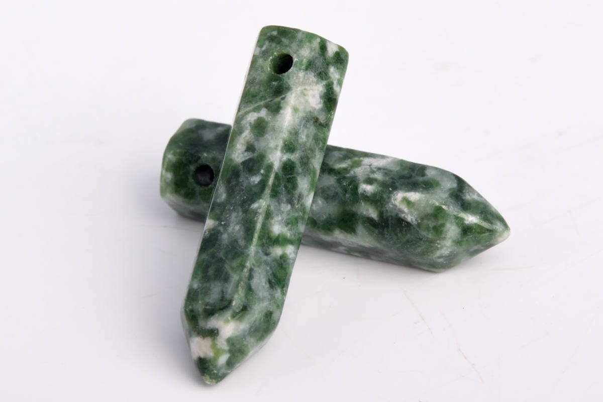 2 Pcs 30x8mm Green Spot Jasper Beads Healing Hexagonal Pointed Grade Aaa Genuine Natural Loose Beads Bulk Lot 2,4,6,12,50 (103265-719)