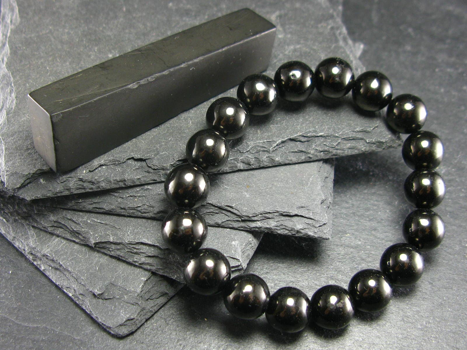 Whitby Jet Genuine Bracelet From Uk ~ 7 Inches ~ 10mm Round Beads Whitby Jet Genuine Bracelet From Uk ~ 7 Inches ~ 10mm Round Beads