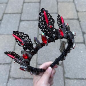Jinu Red Agate Crystal Crown: Black Filigree Mermaid Tiara