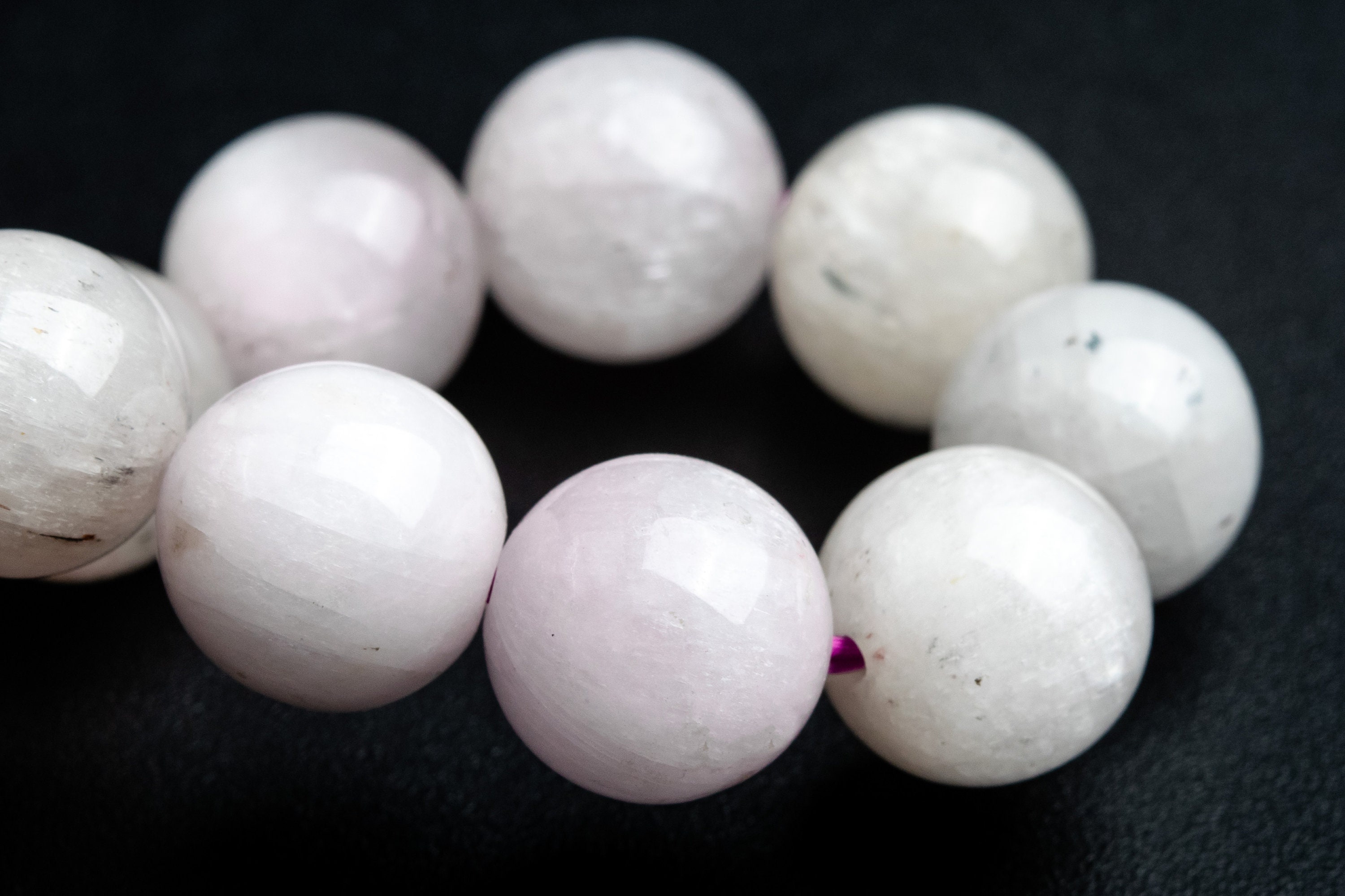 Only One 11mm Kunzite Beads Faint Purple Bracelet Brazil Grade A+ Genuine Natural Round Gemstone 8" (119398h-767)
