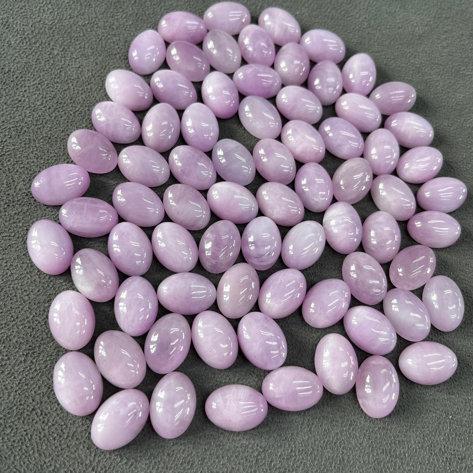 Natural Oval Kunzite Cabochon , Kunzite Cabochons Gemstone , Loose Gemstone Cabs, Flat Back Cabochon For Jewelry Making 8mmx10mm To 15x20mm