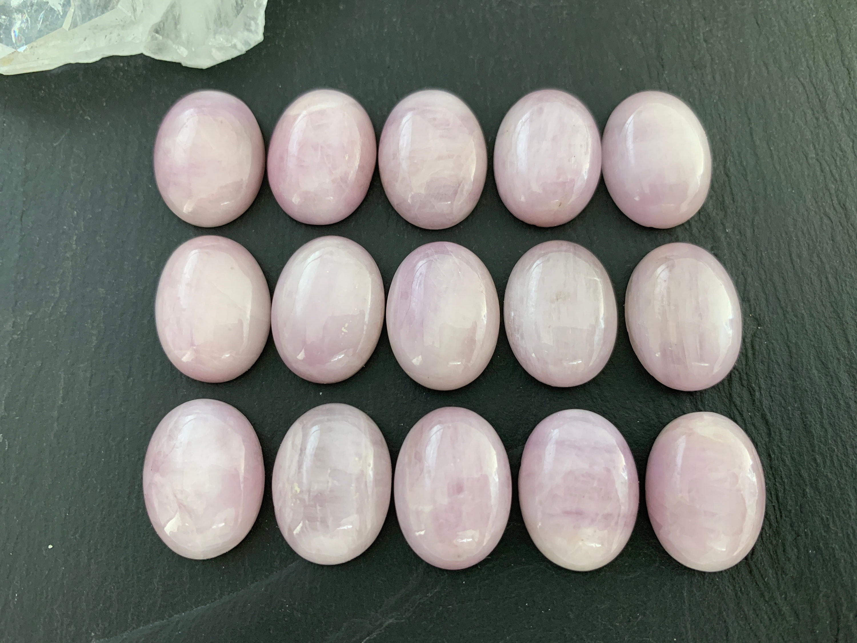 Kunzite Oval 15x20mm Cabochon - Calibrated Cabochons *