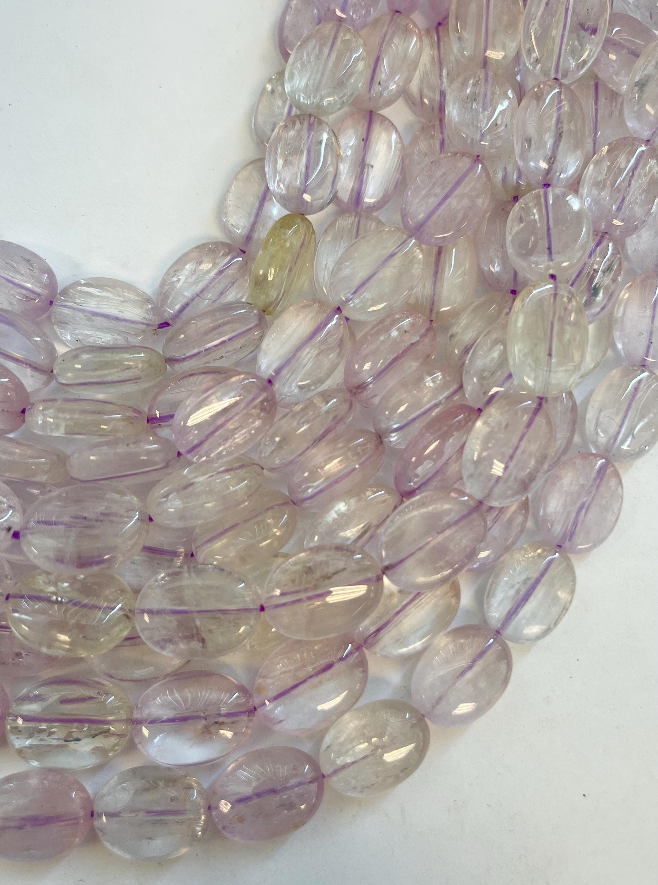 Natural Kunzite 15x11x6mm Oval Gemstone Beads--7.5"
