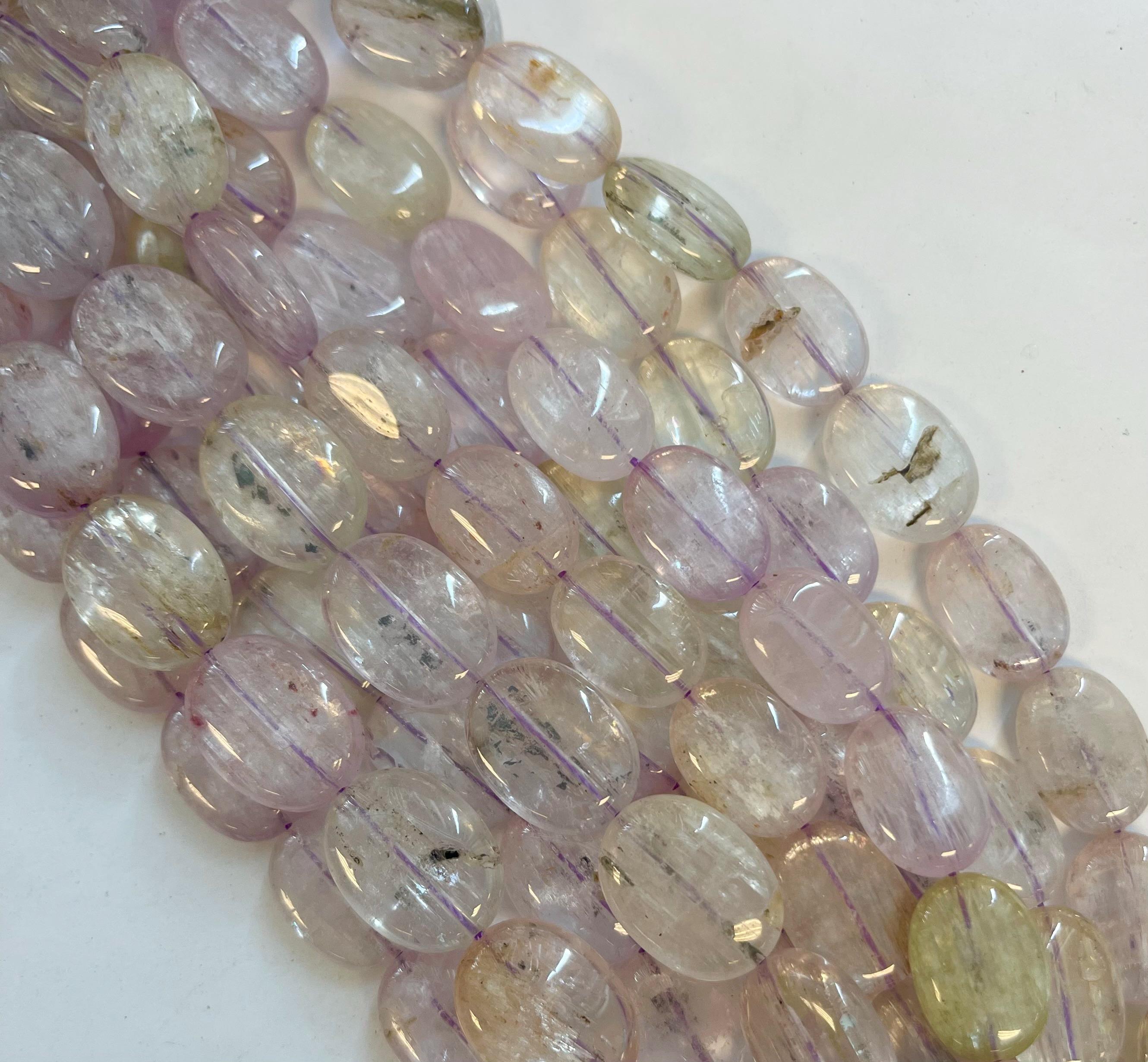Natural Kunzite 18x13x6mm Oval Gemstone Beads--7.5"