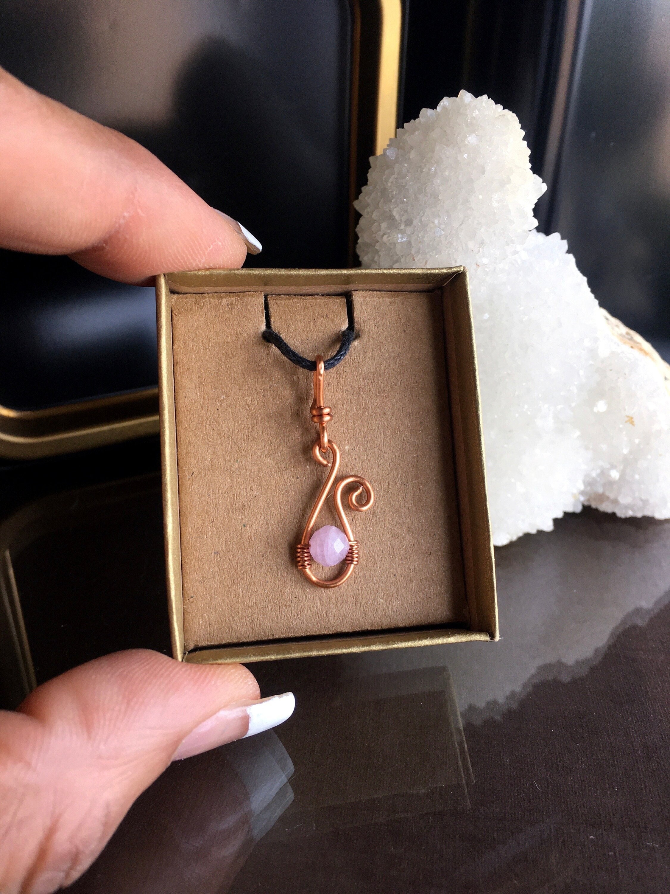 Minimalist Kunzite Pendant Necklace: Faceted Gemstone Jewelry