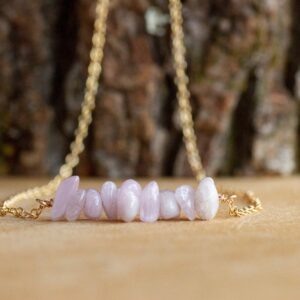 Raw Kunzite Necklace - Raw Stone Necklace - Kunzite Pendant - Kunzite Jewelry - Crystal Necklace - Heart Charka