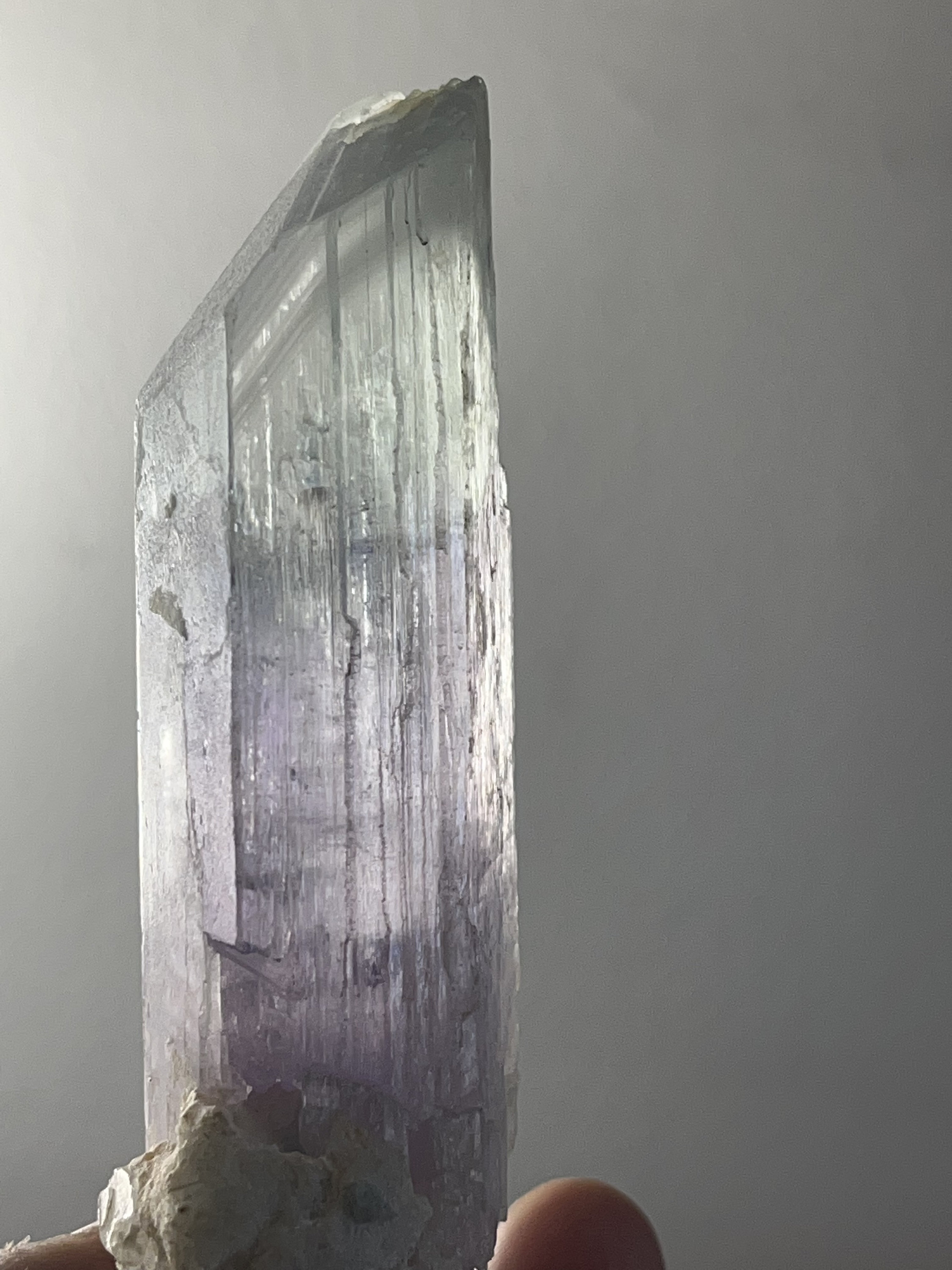 Kunzite 520 Cts Pink/ Purple - Green Terminated V-shape Points Bi-color Kunzite / Hiddenite Crystal Afghanistan