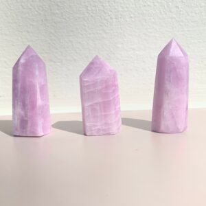Natural Kunzite Crystal Tower, Reiki Healing Wand Natural Kunzite Crystal Tower, Reiki Healing Wand