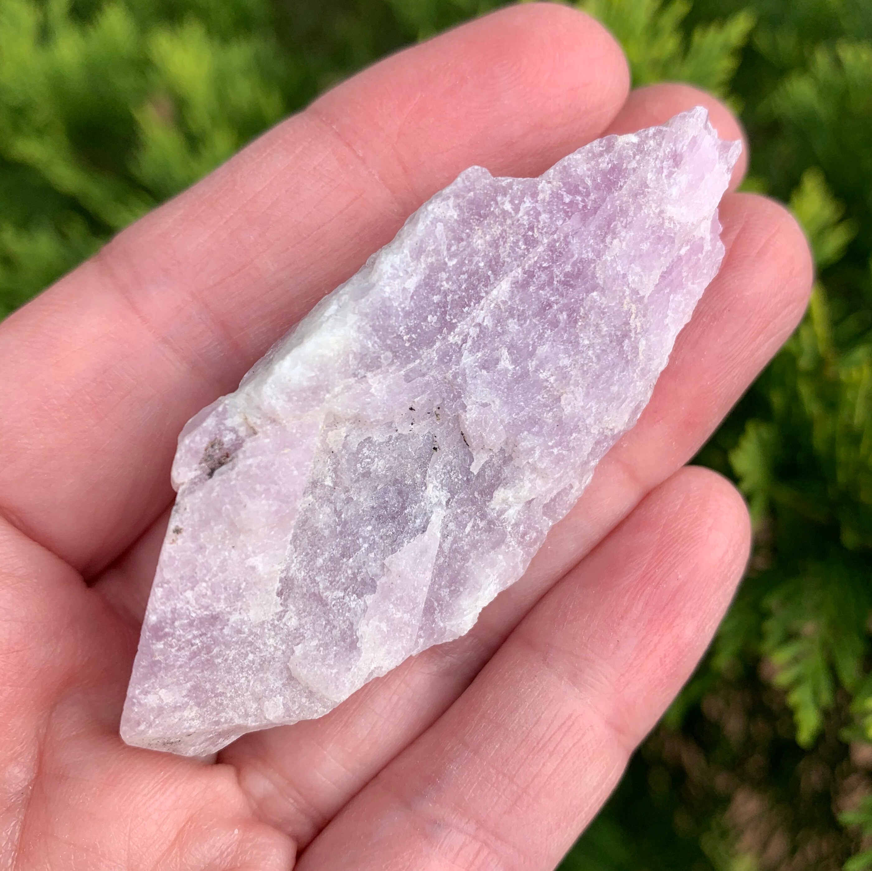 Kunzite Crystal 2.7" - Raw Spodumene - Rough Stone - Natural Mineral Specimen - Healing Crystal - Meditation Crystal - 38g