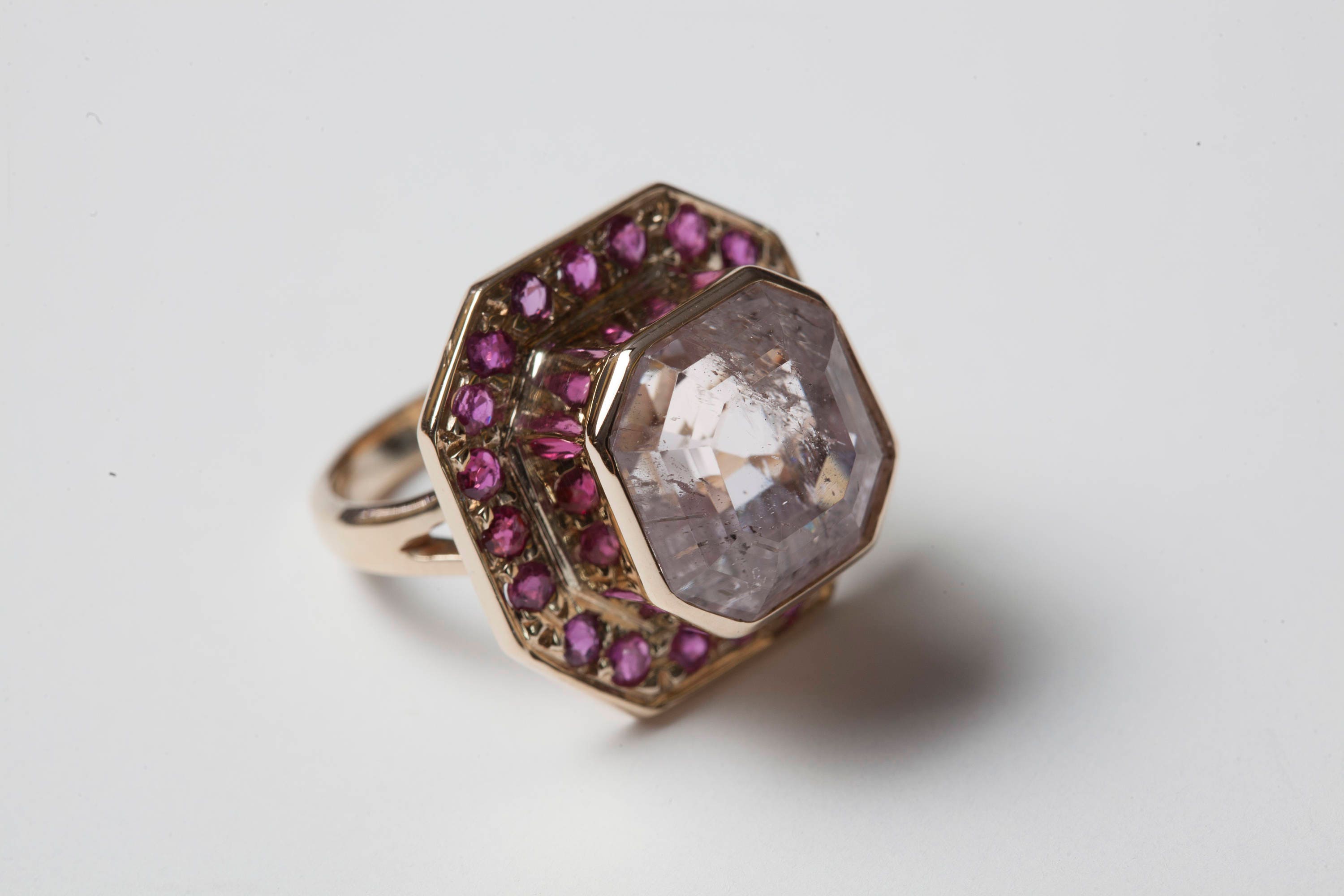 14k Yellow Gold Cushion-cut Light Pink Kunzite Ring