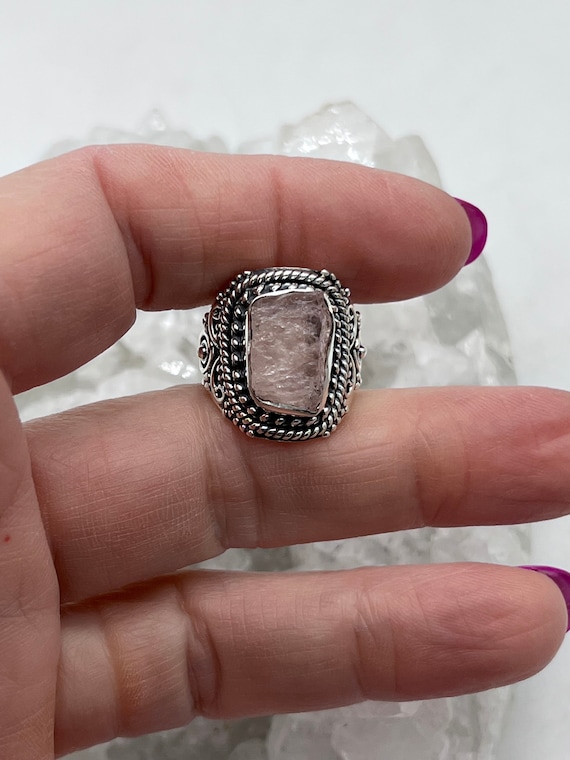 Rough Kunzite Ring, Size 7 Rough Kunzite Ring, Size 7