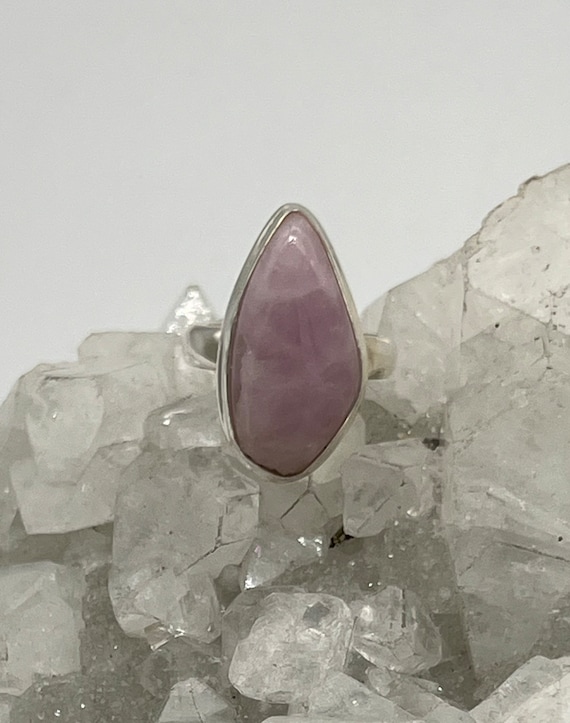 Kunzite Ring, Size 5 Kunzite Ring, Size 5