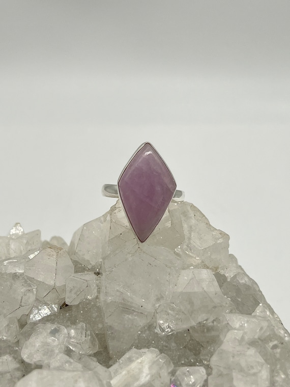 Kunzite Ring, Size 9 Kunzite Ring, Size 9