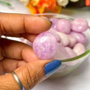 AAAAA Kunzite Tumbled Stone: Spiritual Healing Crystals