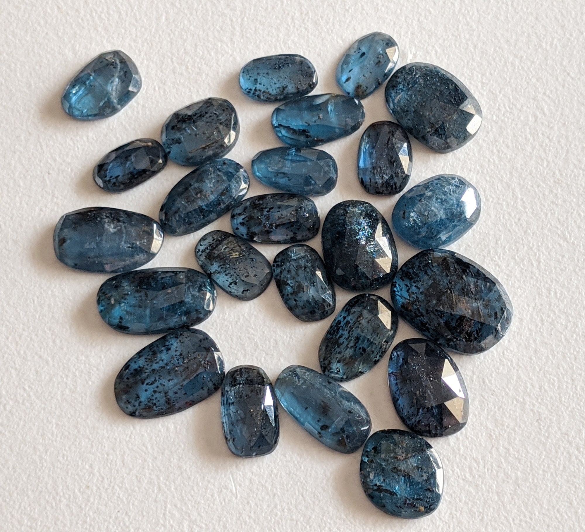 10-15mm Moss Kyanite Blue Rose Cut Cabochon, Natural Moss Kyanite Rose Cut Flat Back Cabochon, 5 Pcs Loose Free Form Shape Cabochon - Adg293 10-15mm Moss Kyanite Blue Rose Cut Cabochon, Natural Moss Kyanite Rose Cut Flat Back Cabochon, 5 Pcs Loose Free Form Shape Cabochon - Adg293