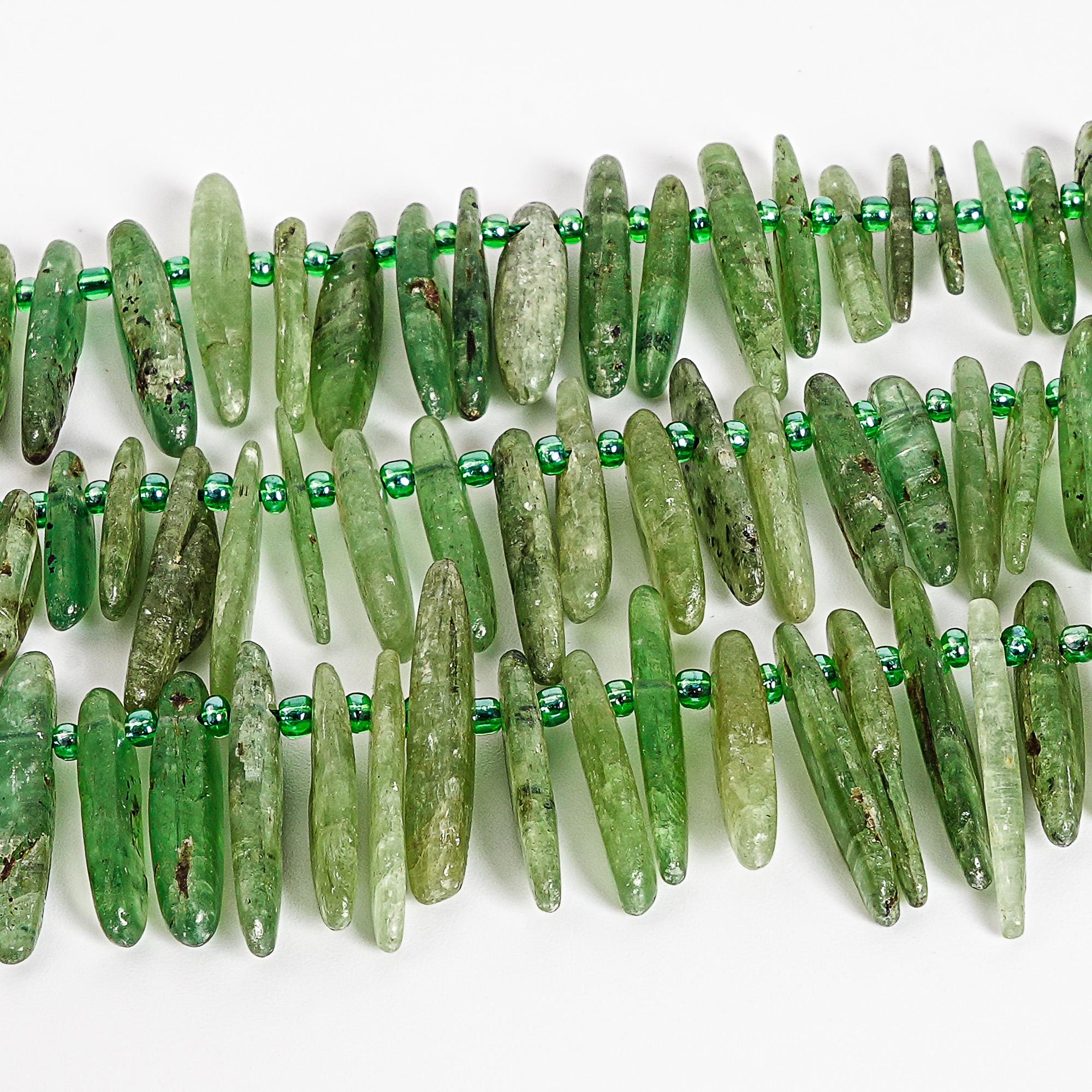 12-30mm Green Stick Pebble Chip Kyanite Beads Grade Aaa Genuine Natural Gemstone Full Strand Loose Beads Bulk Lot Options