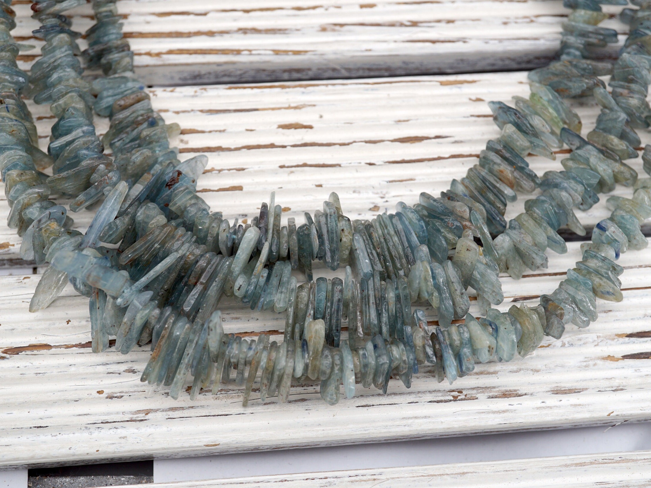 Blue Kyanite Chips Beads Ab Grade(etb01747) Unique Jewelry/vintage Jewelry/gemstone Necklace Blue Kyanite Chips Beads Ab Grade(etb01747) Unique Jewelry/vintage Jewelry/gemstone Necklace