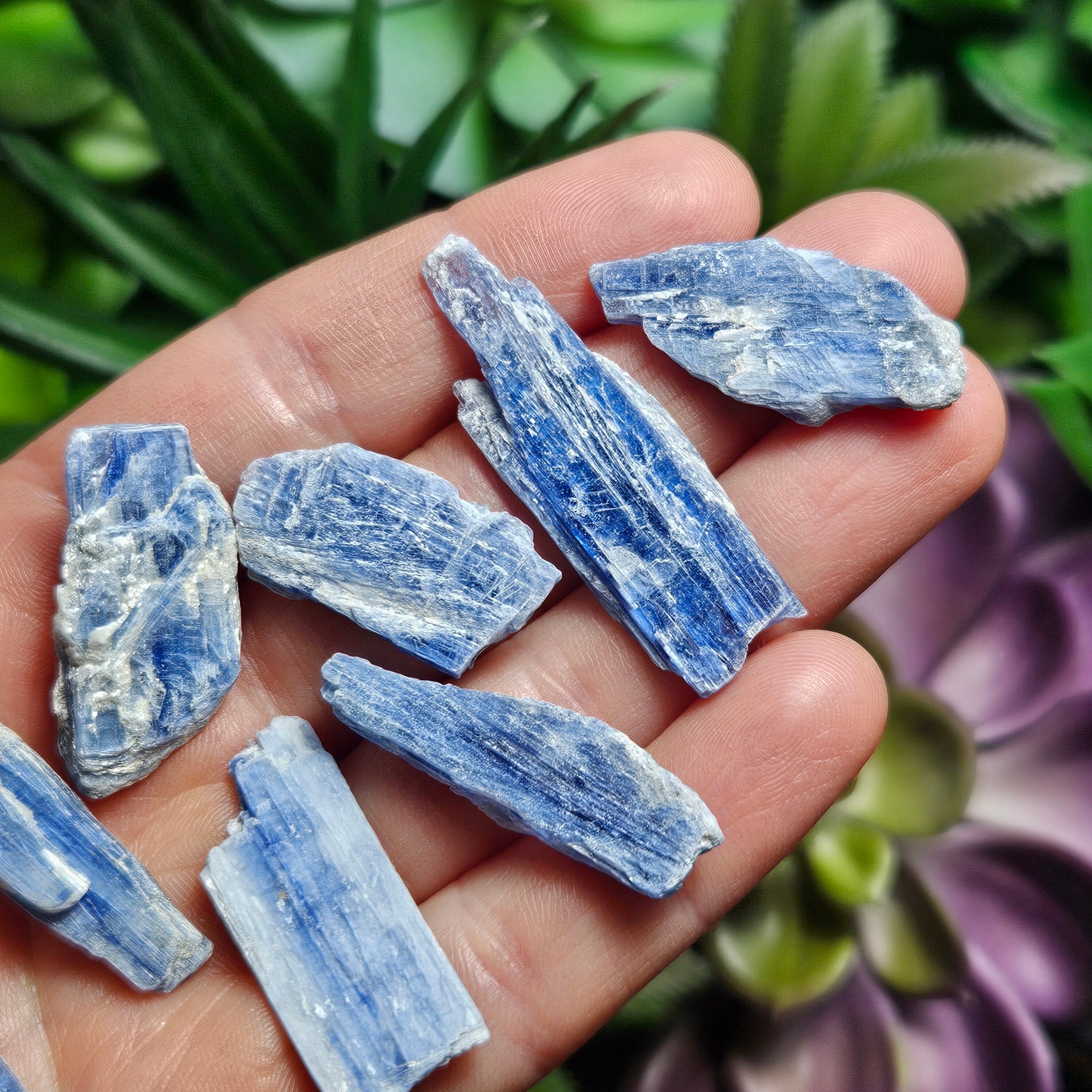 Blue Kyanite Crystal - Kyanite Crystal - Blue Kyanite - Kyanite Blade - Kyanite Gemstone - Natural Kyanite - Kyanite Raw - Kyanite Stone