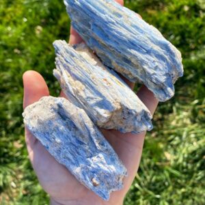 Raw Blue Kyanite Crystal: Chunky Natural Mineral Stone