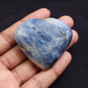 Blue Kyanite Crystal Confidence Stone, Hear Stone Kyanite Healing Crystal Blue Natural Crystal, Rough Kyanite, Rough Crystal, Kyanite Chakra