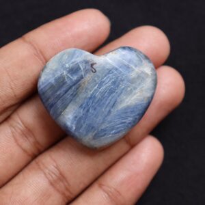 Blue Kyanite Crystal Confidence Stone, Heartstone Kyanite Healing Crystal Blue Natural Crystal, Rough Kyanite, Rough Crystal, Kyanite Chakra