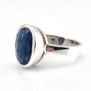 Kyanite Ring // Blue Kyanite Ring // 925 Sterling Silver // Size 8