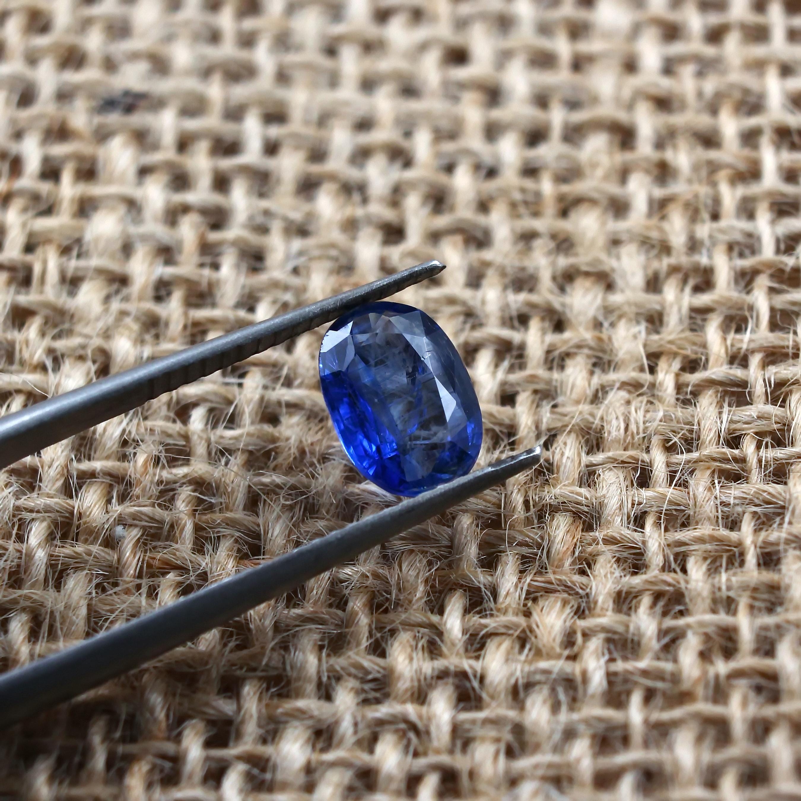 Blue Kyanite Loose Gemstone Faceted 6x9mm Oval Cut Natural Cut Stone 1.62ct