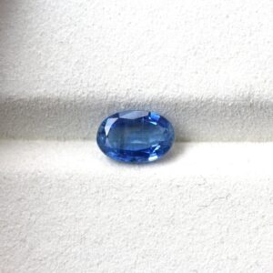 Blue Kyanite oval faceted loose gemstone 7x10mm Natural semi precious stone 2.92ct