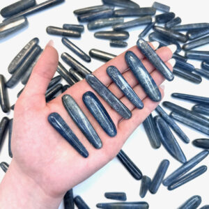 Blue Kyanite Tumbled Stone, Tumbled Blue Kyanite, Polished Blue Kyanite Stick, Blue Kyanite Pocket Stone, T-181