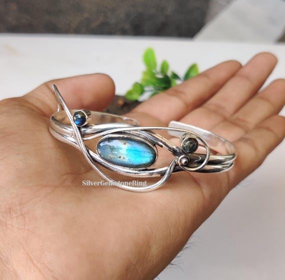 Blue Flash Labradorite Bangle: 925 Sterling Silver Designer Jewelry