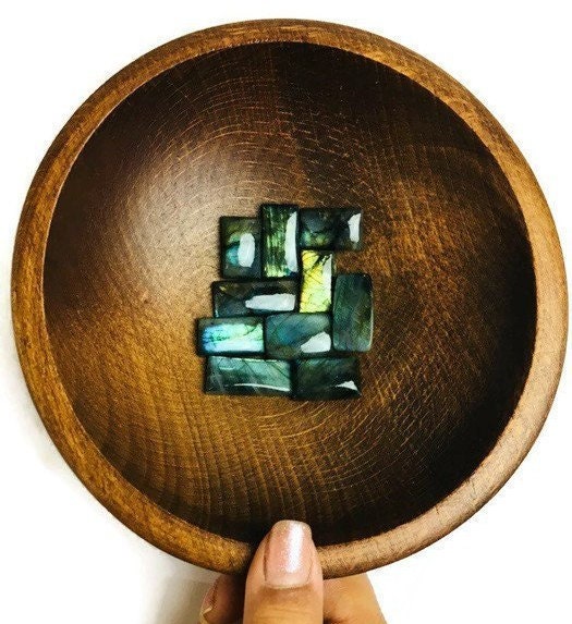 Flashy Rainbow Labradorite Crystal Cabochon: Polished Gemstone (15-20mm)