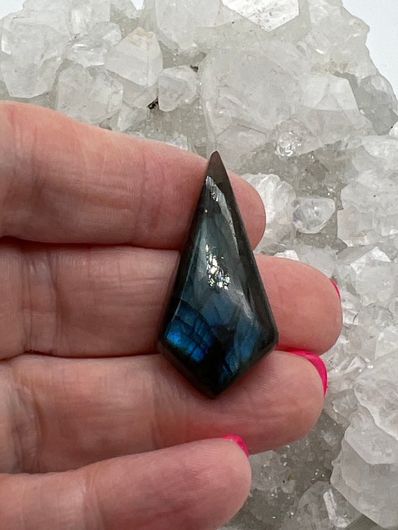 Kite Labradorite Cabochon 36.44ct