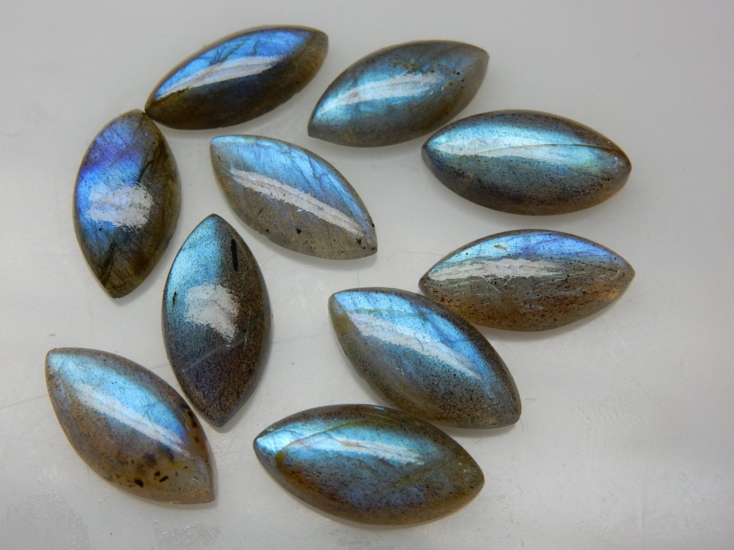 On Sale / Labradorite Cabochon / Blue Fire Labradorite / Labradorite Marquoise / Aaa Labradorite / Labradorite Cabochon / Labradorite / Free Shipping