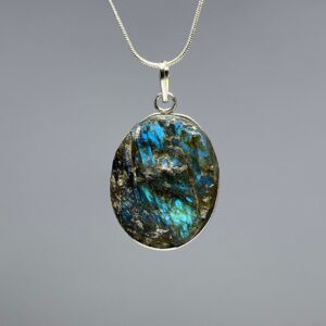 Labradorite Cabochon Pendant Necklace Labradorite Cabochon Pendant Necklace